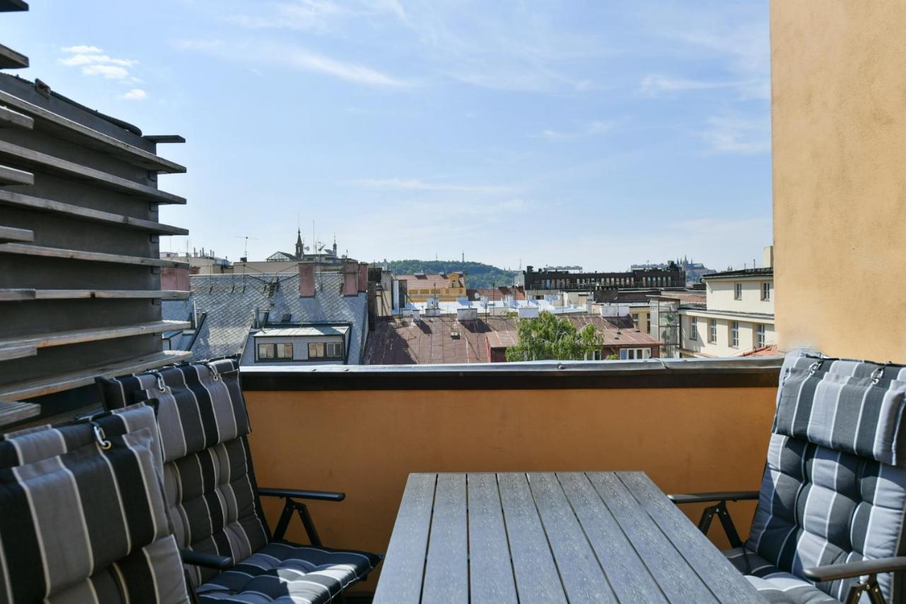 Luxury Central Penthouse With Sauna, Terrace, 250M2, 5Bdrm, 3Bthrm Prague Exterior photo