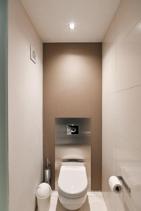 Luxury Central Penthouse With Sauna, Terrace, 250M2, 5Bdrm, 3Bthrm Prague Exterior photo